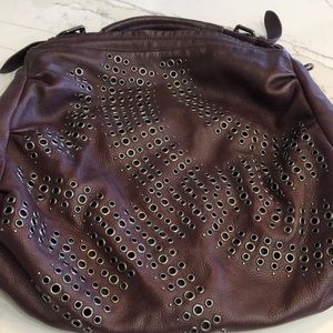 pebbled leather Kenneth Cole purse. Gun metal hardware. Excellent condition